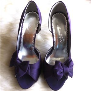 Michael Angelo Maribelle purple satin peeptoe heel